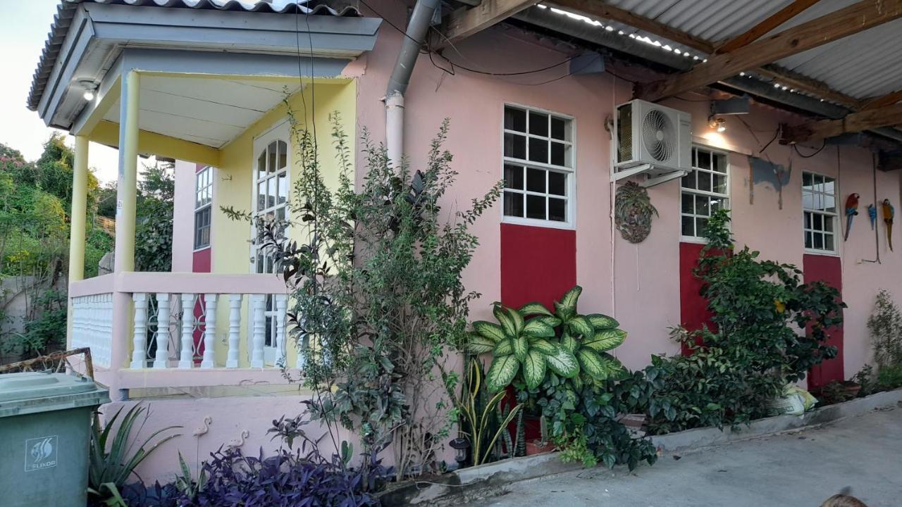 Sucasa Apartment Willemstad Luaran gambar